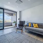 Deluxe Seaview St. Julian's