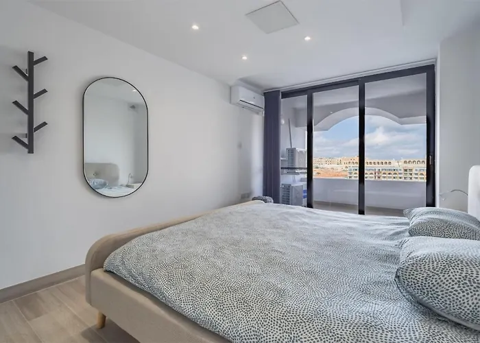 Deluxe Seaview 아파트